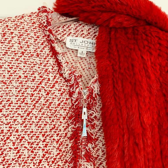 St. John Jacket by Marie Gray - Picture 7 of 8